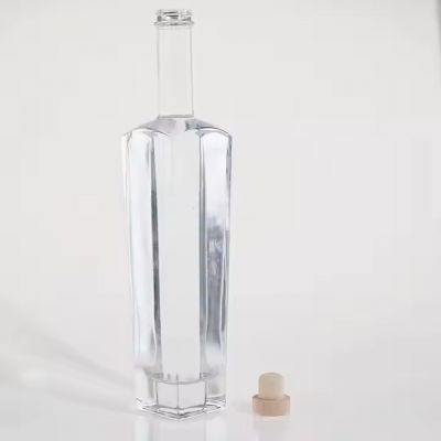 Wholesale Factory Stocked Customized 750ml Rum Glass Bottle With ISO