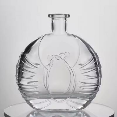 Clear frosted popular 500ml 700ml 750ml glass bottles for whisky liquor brandy gin
