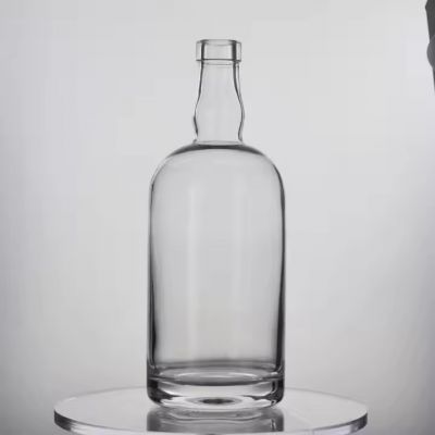 High-end recyclable OEM/ODM 500ml 700ml 750ml whisky vodka tequila glass bottles with cork lid
