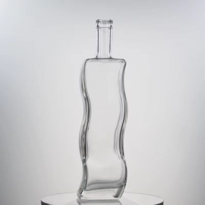 Wholesale Decoration Custom Shaped 700ml 750ml Vodka Glass Bottles for Tequila Spirits