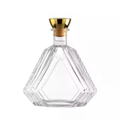 Manufacturers Produce 750ml clear Glass Wine Bottles White Wine Bottles Packaging Flat Mouth Triangle Empty Wine Bottles