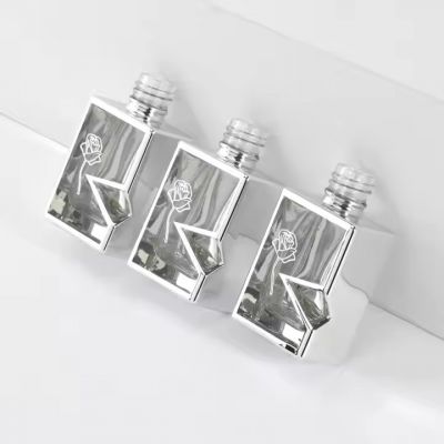 Customized Logo Empty Electroplating Silver Square Nail Polish Bottle With Brush Cap for Nail Polish Care Oil