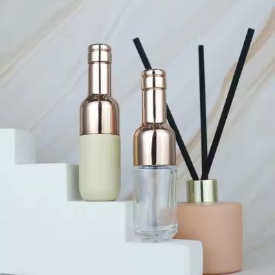 Custom 2023 New Design 10ml Beer Shape Nail Gel Polish Bottle with Plated champagne Gold Lids Nail Varnish Glass Bottle Factory