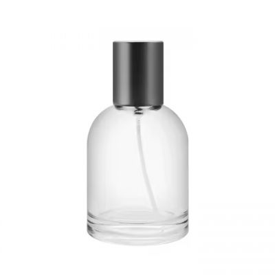 Custom Made Glass Perfume Bottle Clear Round Perfume Bottle 30/50/100Ml Perfume Bottle With Packaging