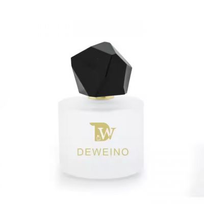 Hot Selling Perfume Bottle 50ml Glass 100ml Glass Perfume Luxury Bottles Black Matte White 30ml Perfume Bottle Glass With Lid