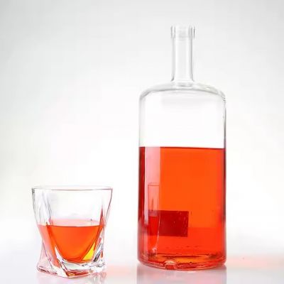 Customized Direct Sales Spot Product Best Selling Own Brand Products Glass Gin Brandy Whiskey Spirit Vodka Liquor Bottle 1000ml