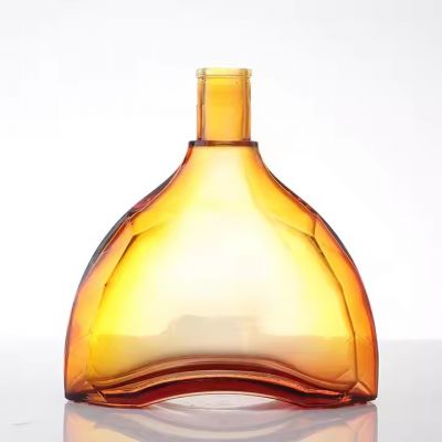 Factory Empty Clear Glass Bottle 500ml 700ml 750ml Vodka Whisky Tequila Spirits Alcohol Glass Bottles with Private Label