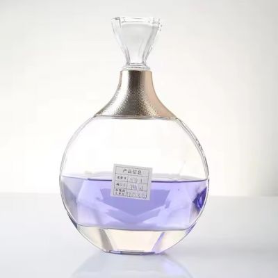 Factory Wholesale Liquor Bottle Packaging OEM ODM 700ml Luxury Whisky Gin Rum Vodka Cognac Brandy Bottle