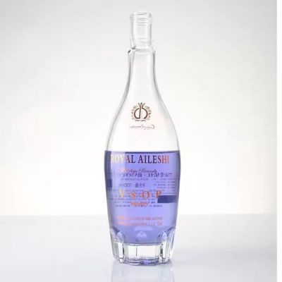 Creative Transparent Engraved Glass Mineral Water Glass Soda Beverage Drinking Mineral Water Glass Liquor Bottle With Cork