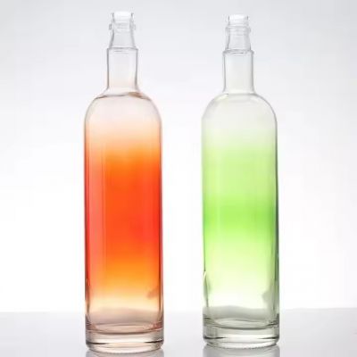 High Quality Custom New Craft 500ml 700ml 750ml Spirits Whiskey Vodka Brandy Gradient Glass Bottle With Cork Cover