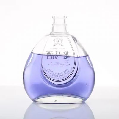High Quality unique customized 700ml Stackable Wine Vodka Whiskey Glass Bottles With Lid