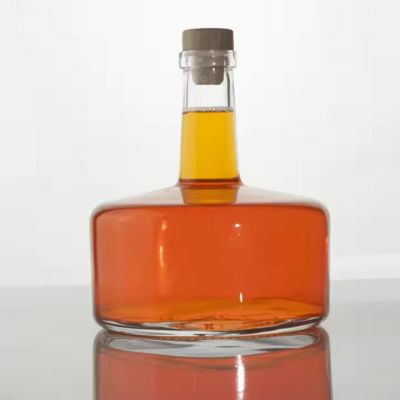 750ml Luxury Vodka Bottle Empty Glass Bottle Factory Custom 100ml 375ml 500ml 1000ml Whiskey Rum Brandy Gin