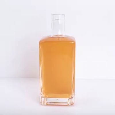 Customized Super Clear Bar Top Glass Bottle 750 Ml Square Bottle for Whiskey Gin Tequila Vodka