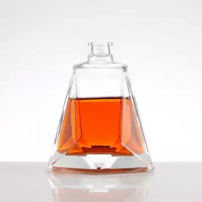 Hot Selling Manufacturer: High-Quality Diamond-Shaped Tequila Glass Bottle with Cork - Perfect for Spirits and Liquor