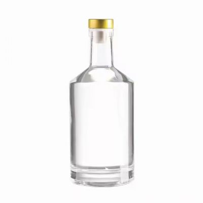 Customizable 750ml Flint Glass Liquor Bottles Cork Sealing Branding Packaging for Premium Spirits Whiskey Vodka Tequila Brandy