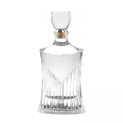 Luxury 700ml Glass Transparent Design on Sale Bottle for Tequila and Brandy