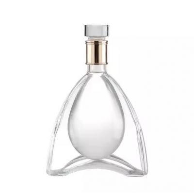 Wholesale Price Vodka Liquor Glass Bottle Gin Tequila Rum Wine Bottle 750ml Whiskey Glass Bottle With Caps