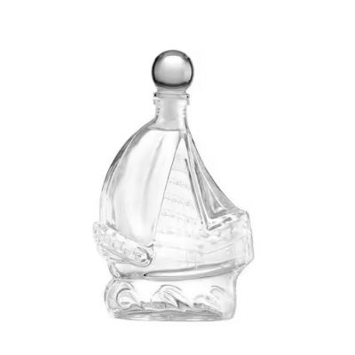 Best Selling 500ml 750ml Empty Liquor Bottle Guala Cap Boat Shape Clear Vodka Spirit Glass Bottle
