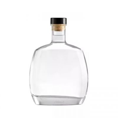 700ml Empty Whiskey Glass Liquor Packaging Bottle Vodka Gin Glass Bottles Brandy Glass Bottle With Cork