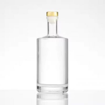 Flint Glass Liquor Wine Vodka Whiskey Bottle 500ml 700ml 750ml 1000ml Capacities with Cork Screw