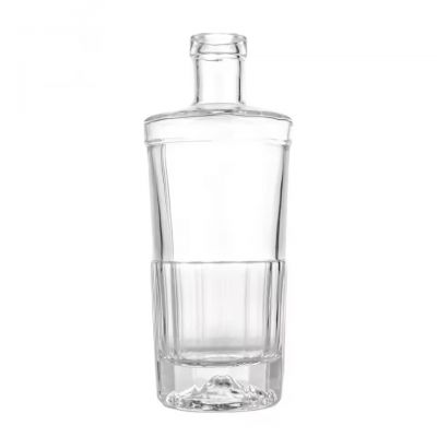 Factory Wholesale Super Clear Empty Glass Bottles for Vodka Gin Brandy Whisky Tequila Rum 500ml Capacity With Aluminum Cork