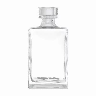 Square Shaped 500ml Glass Wine Brandy Tequila Coffee Liquor Bottles with Frost Finish Decal 700ml Cork Stopper for Water Packing