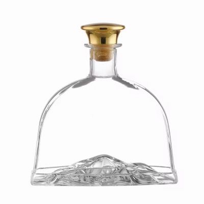 Custom Logo 750ml Glass Bottle with Hot Stamping Rubber Stopper Spray Cap for Tequila Brandy Energy Drinks Mass Production