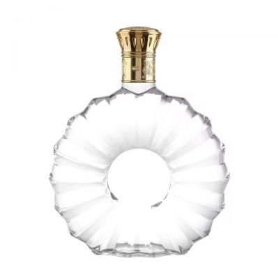 Customized High Quality Brandy for Cognac Whisky Tequila Glass Bottles 250ml 500ml Capacities Screw Cap Sealing Spray Cap