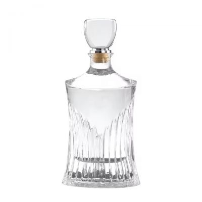 Luxury 700ml Glass Bottle with Transparent Design on Sale for Tequila and Brandy