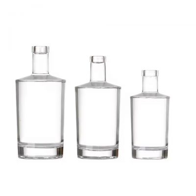 Hot Sale Super Flint Glass Bottle for Spirit Whisky Vodka Tequila Brandy 500ml 750ml with Cork Cap