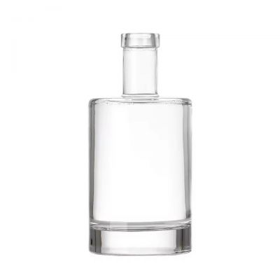 Packaging Transparent Crystal Empty 500ml & 750ml Factory Direct Sale Vodka Rum Gin Glass Spirirts Bottle