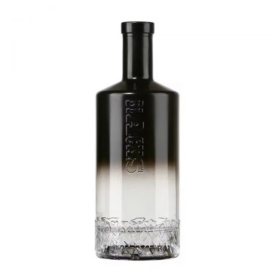 Luxury Thick Glass Customizable Spraying Black 500ml 750ml Empty Glass Liquor Bottle With Cork Closure
