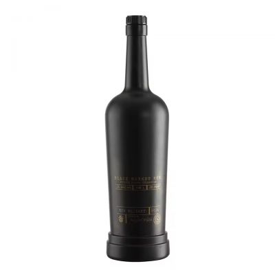 Luxury Customized 500ml 750ml Matte Black Spray Paint Glass Whisky Vodka Liquor Spirits Glass Bottle for Winery