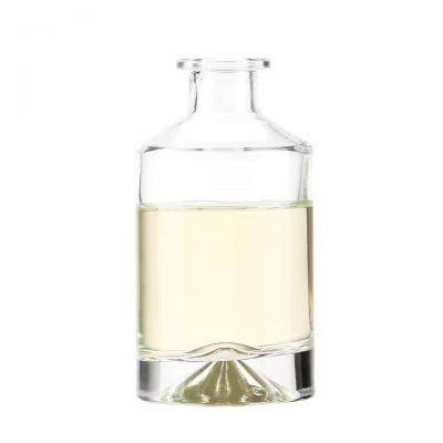 Chinese Manufacturer Unique Design Empty Perfume Bottles Thick Bottom Reed Diffuser Glass Bottle for Home Use