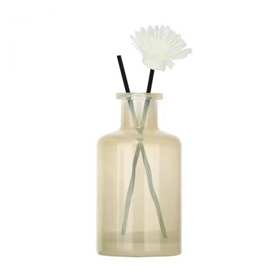 Customized LOGO Cap Size 20mL 30mL 50mL 100mL Warm Jade Yellow Wholesale Glass Diffuser Bottle for High-End Site