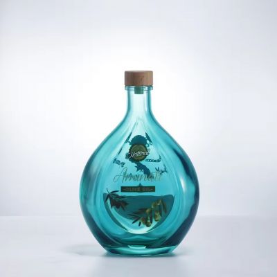 Custom 500ml Slim Flat Glass Bottle for Spirit for Tequila Brandy Whiskey Vodka Wine Rum Cork Sealing