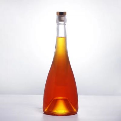 High Quality Customized 750ml Vodka Brandy Glass Bottle with Cork Stopper