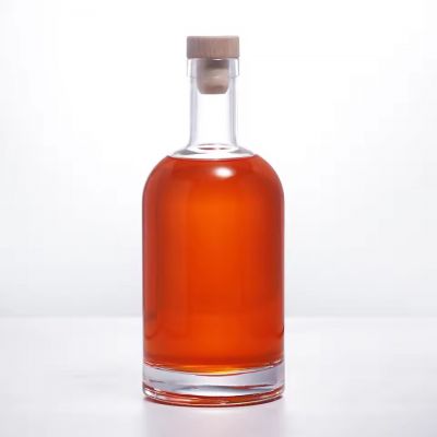 Cork-Sealed Whiskey Gin Liquor Vodka Spirit Bottle 700ml Premium Glassware for Spirits & Alcoholic Beverages