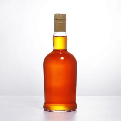 Hot Selling 700ml 70cl Volcanic Flint Glass Tequila Bottle, Alcoholic Beverage Bottle with Screw Cap Party Decoration