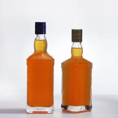 Custom 500ml 750ml Square Whisky Vodka Glass Bottles Easy Open End Screen Printed Super Flint Glass for Brandy Energy Drinks