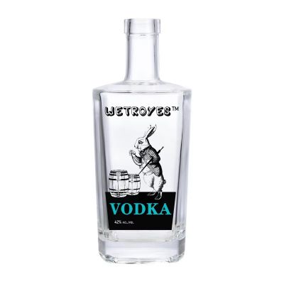 Premium 750ml Crystal Flint Glass Liquor Bottle for Vodka Gin Whiskey Customizable Spirits Packaging