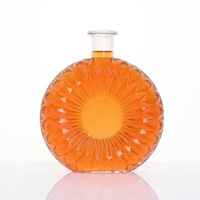 Custom Extra Flint 700ml 500ml Glass Bottle With Cork Cap for Whisky Liquor Bouteille En Verre Bottiglie Vetro