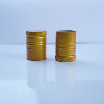 31.5x44mm Aluminum ROPP Cap with Plastic Pourer for Olive Oil Glass Bottles